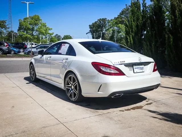 Mercedes-Benz CLS 550  - изображение 4