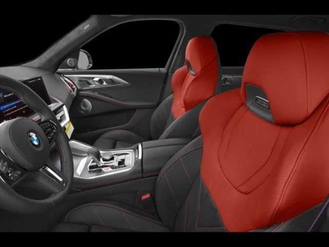 BMW XM * CARFAX * БЕЗ ПЪРВОНАЧАЛНА ВНОСКА, снимка 12 - Автомобили и джипове - 52913388