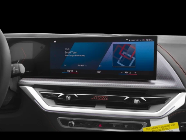 BMW XM * CARFAX * БЕЗ ПЪРВОНАЧАЛНА ВНОСКА, снимка 13 - Автомобили и джипове - 52913388