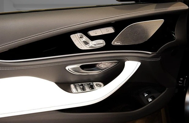 Mercedes-Benz AMG GT 63 S � Perf 4Matic+ = Ceramic Brakes = �������� | Mobile.bg � ����������� 4