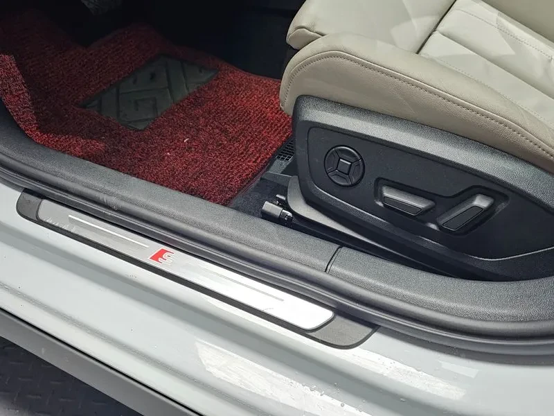 Audi A3 40 Tfsi Premium, снимка 17 - Автомобили и джипове - 55184145