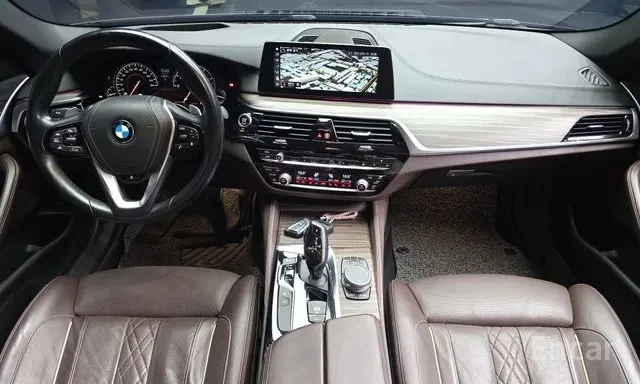 BMW 530 530i xDrive M Sport Plus, снимка 5 - Автомобили и джипове - 55739282