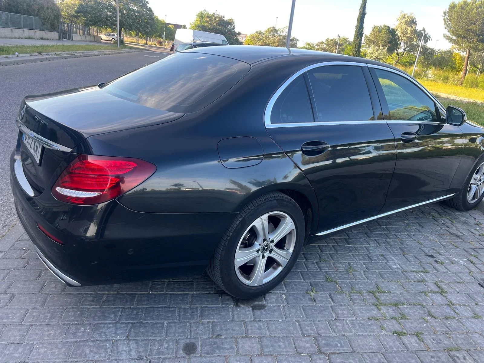 Mercedes-Benz E 220 Климатик - изображение 7