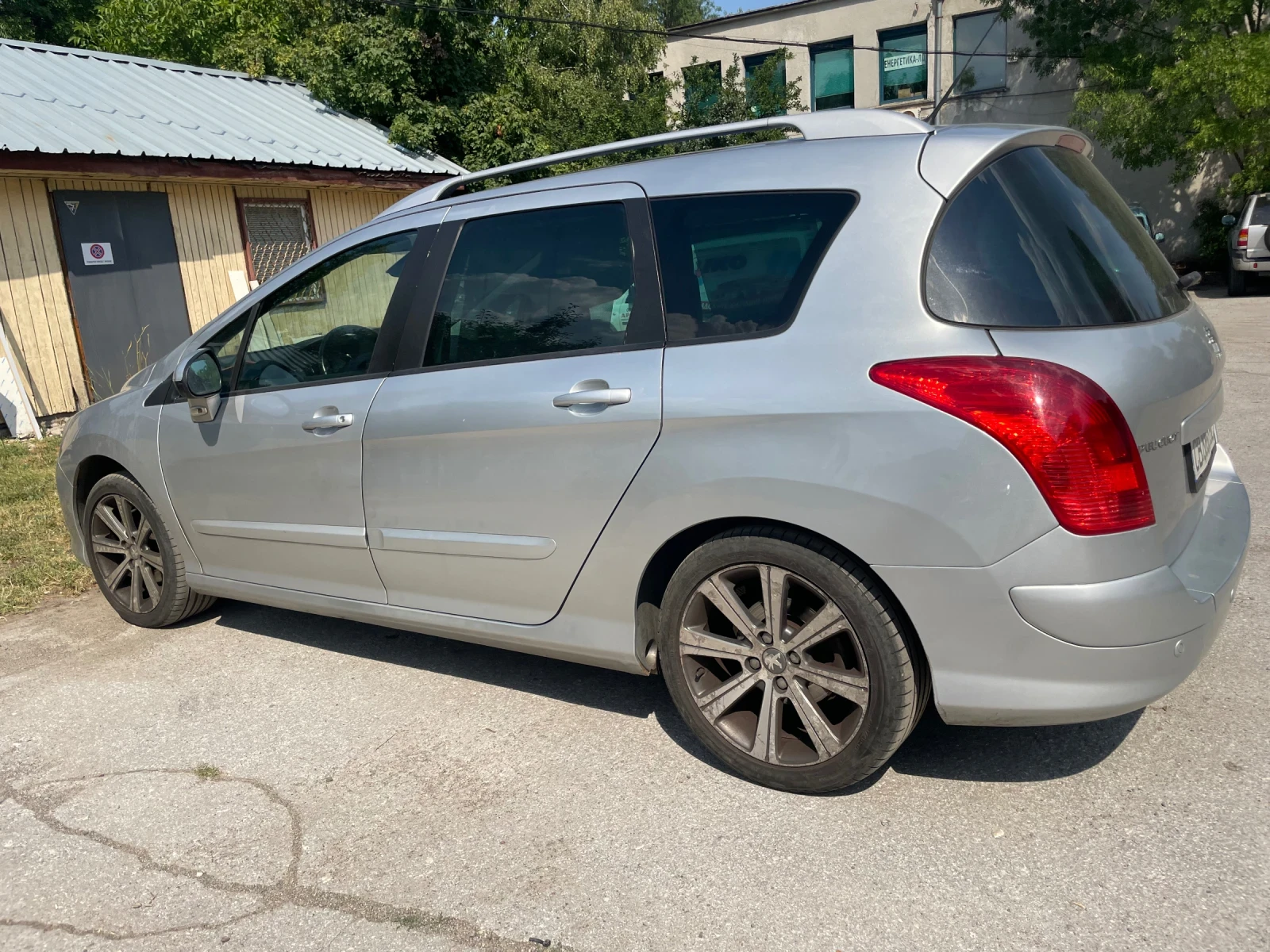 Peugeot 308 SW 1.6 HDI 115 - изображение 5