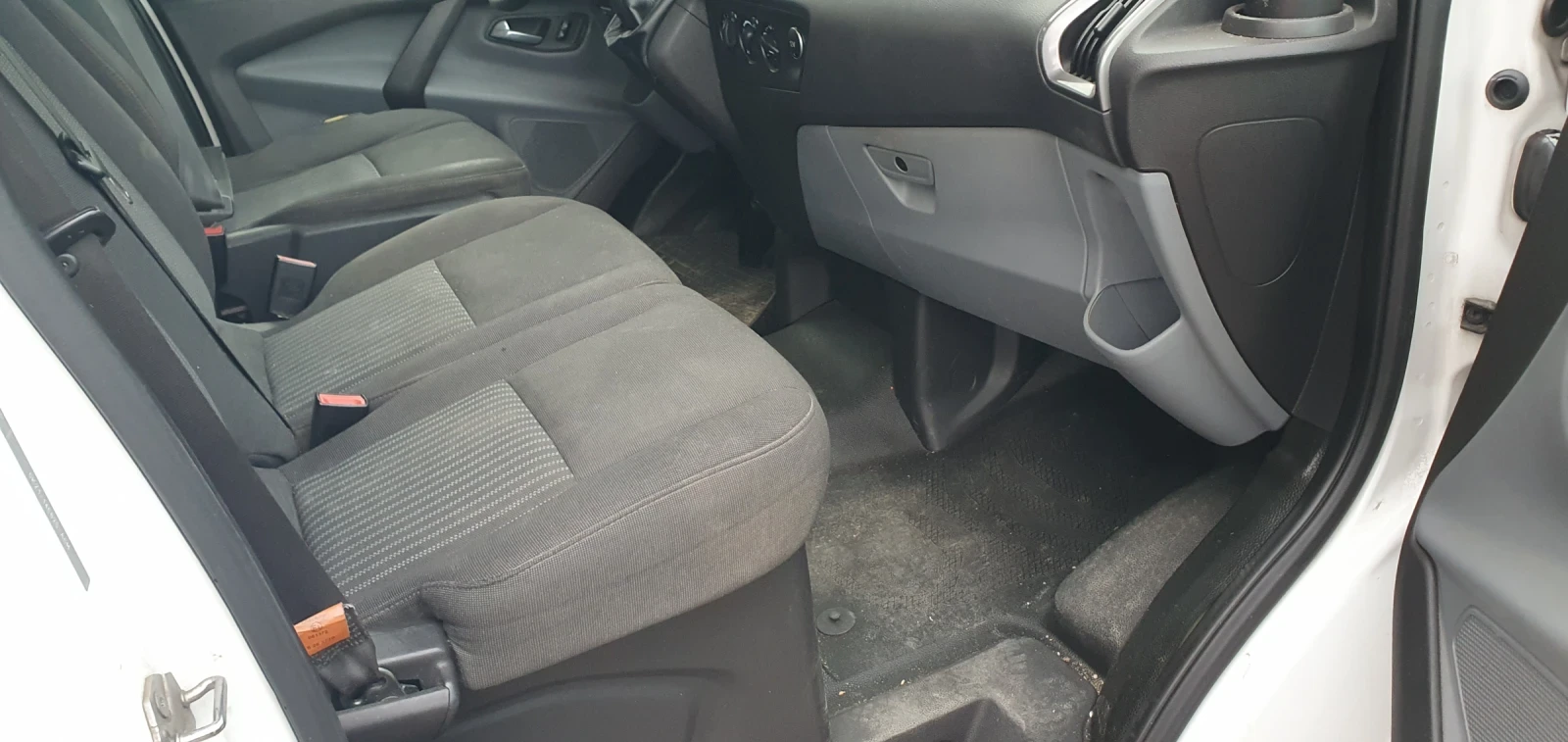 Ford Transit Custom 2.0D 105PS  - изображение 10