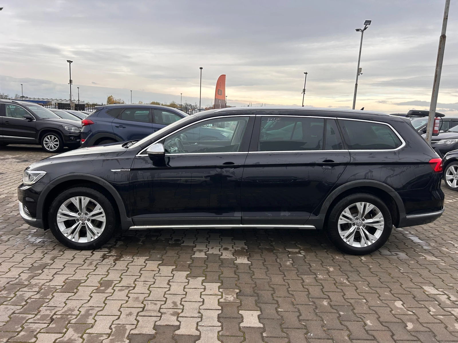 VW Alltrack 2.0TDI 4MOTION AVTOMAT/NAVI/KAMERA EURO 6 - изображение 9