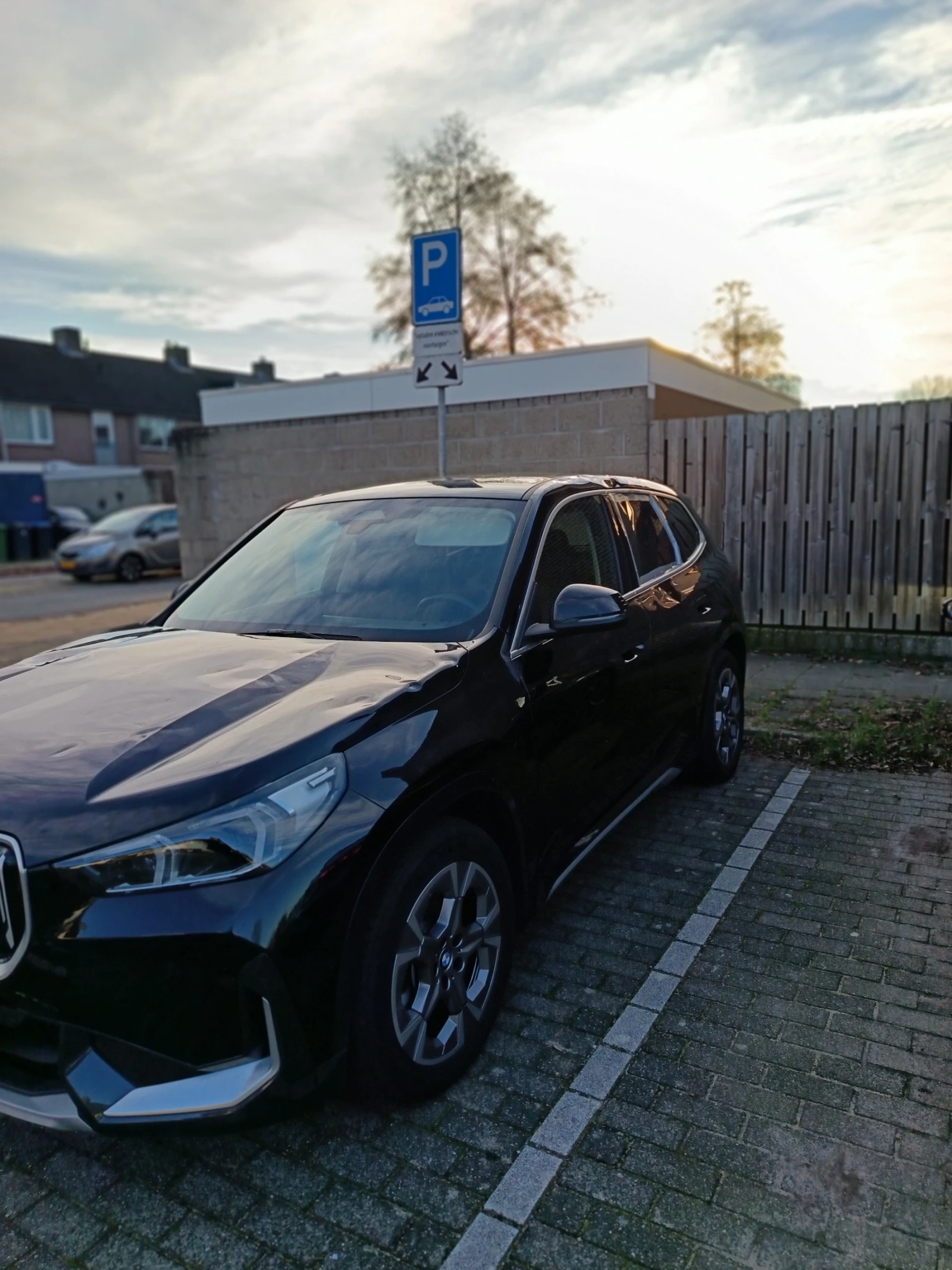 BMW iX1 | Mobile.bg � ����������� 1