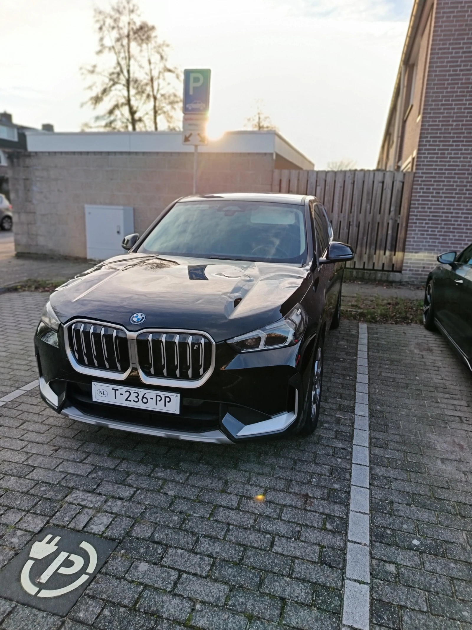 BMW iX1 | Mobile.bg � ����������� 2