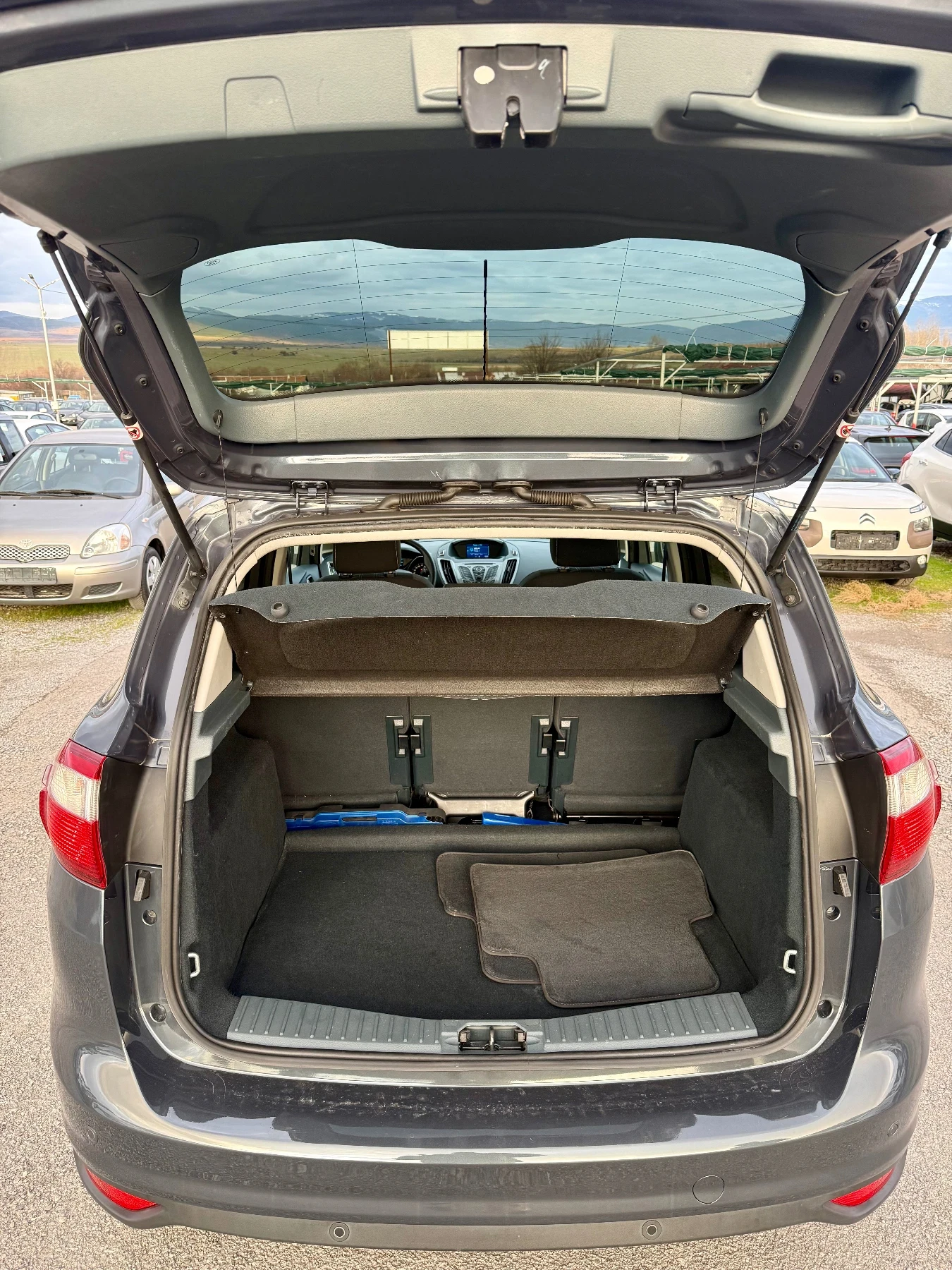 Ford C-max 1.6 D 116 k.c. Titanium  - изображение 7