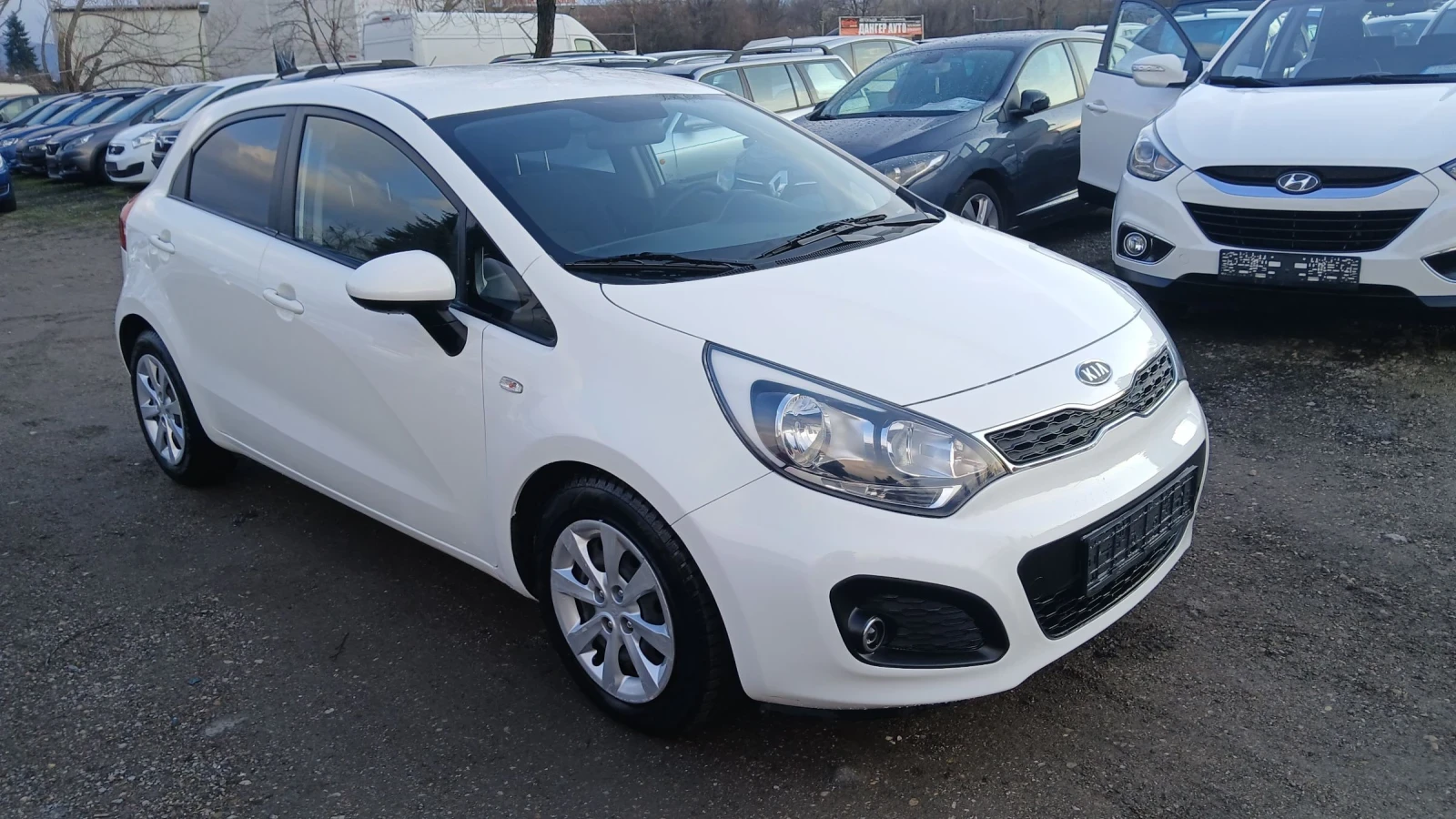Kia Rio 1, 4 crdi, снимка 2 - Автомобили и джипове - 53755168