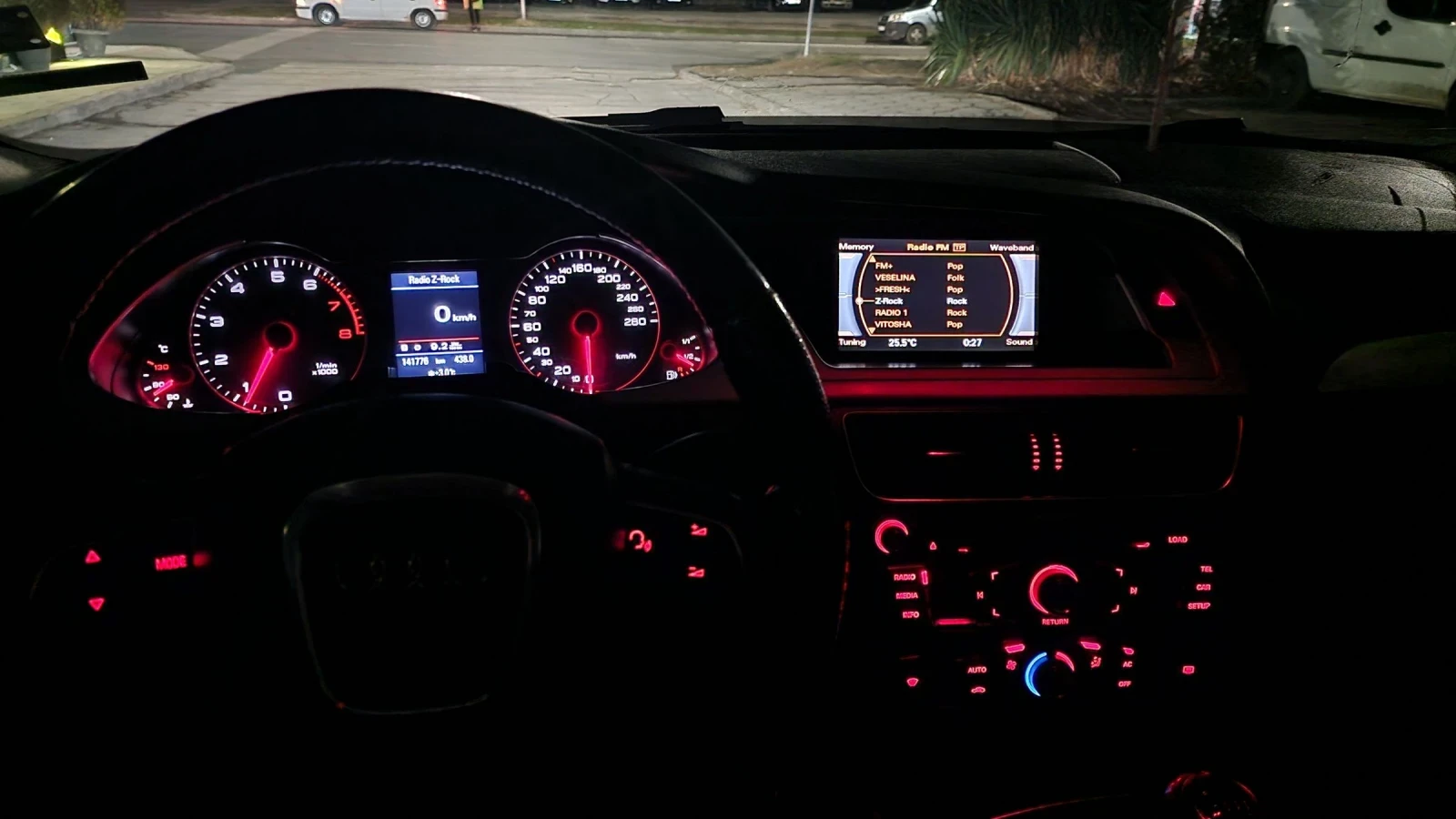 Audi A4, снимка 4 - Автомобили и джипове - 53830063