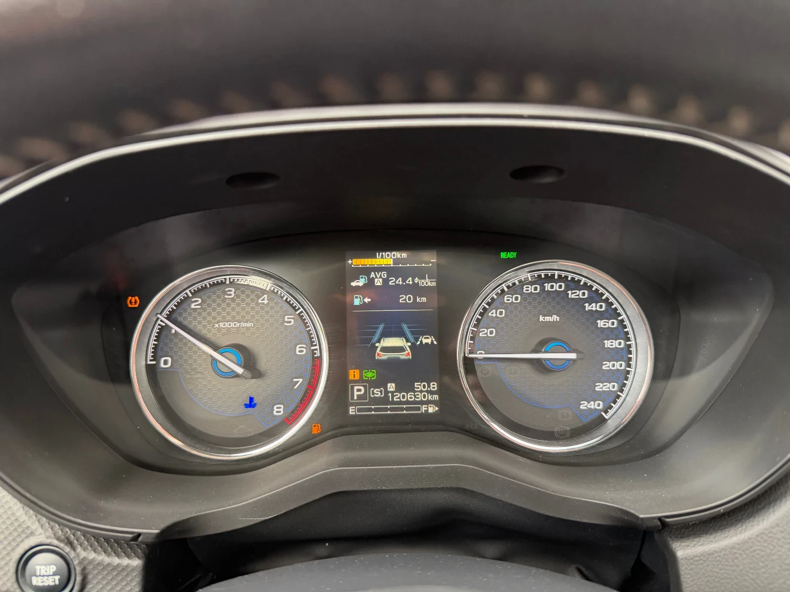 Subaru Forester 2.0 Hybrid * LUXURY* , снимка 17 - Автомобили и джипове - 54387225