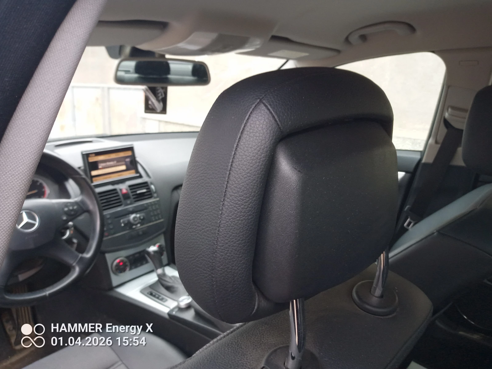 Mercedes-Benz C 320 4MATIC, снимка 7 - Автомобили и джипове - 54727784