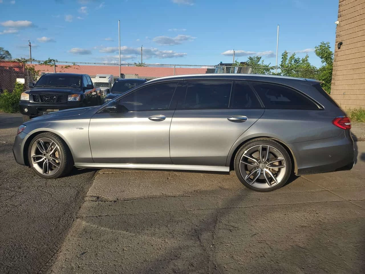 Mercedes-Benz E 53 AMG | DISTRONIC | 360 | BURMESTER | ОБДУХВАНЕ | , снимка 2 - Автомобили и джипове - 54965114