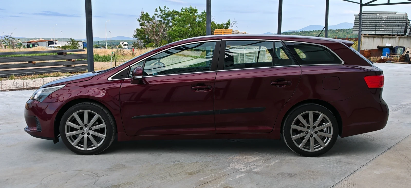Toyota Avensis 2.0D4D Facelift* ISOFIX* LED* КЛИМАТИК* AUX/USB, снимка 5 - Автомобили и джипове - 55003875
