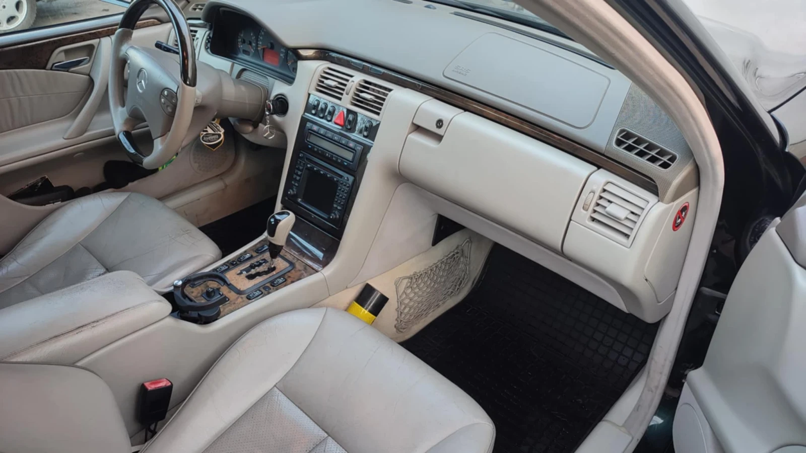 Mercedes-Benz E 320 3.2 , снимка 5 - Автомобили и джипове - 55085818