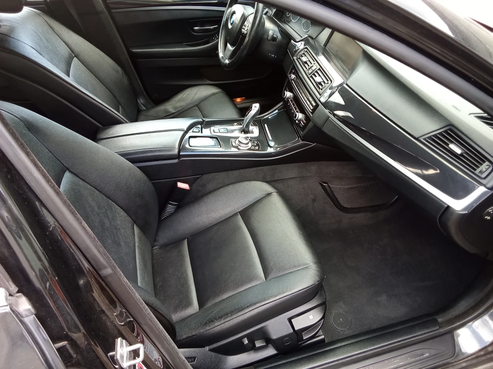 BMW 520 520D Touring, снимка 11 - Автомобили и джипове - 55165010