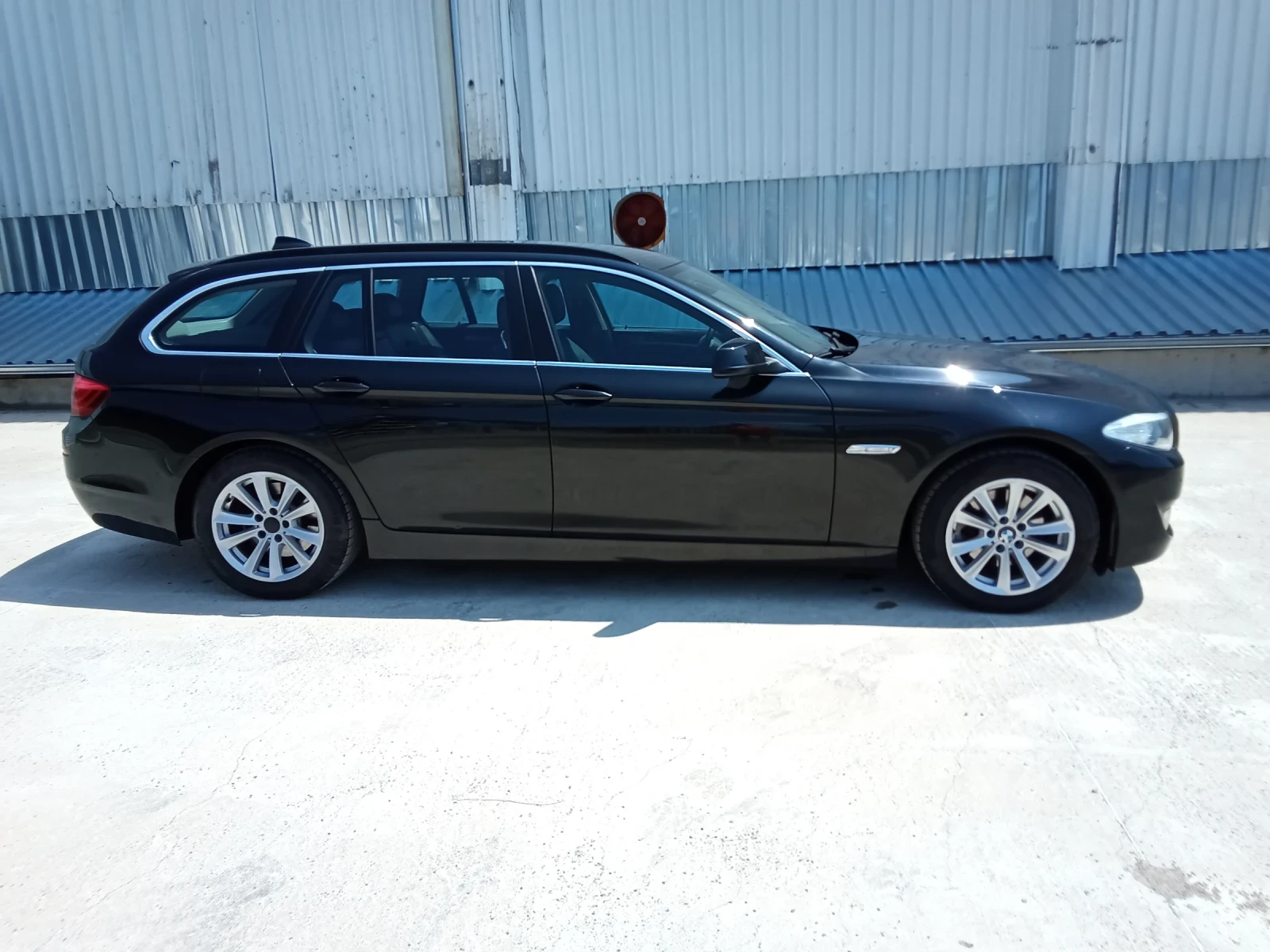 BMW 520 520D Touring, снимка 4 - Автомобили и джипове - 55165010