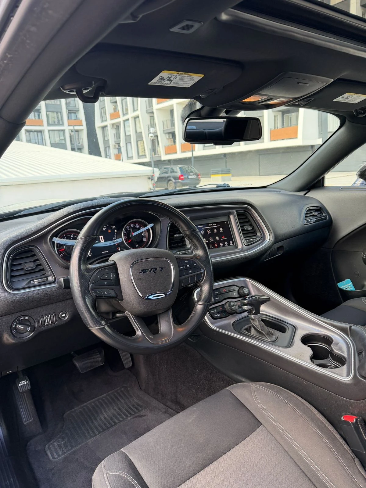 Dodge Challenger 5.7 HEMI, снимка 10 - Автомобили и джипове - 55654451