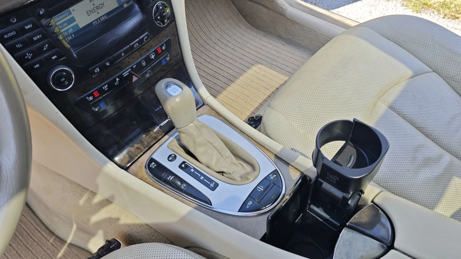 Mercedes-Benz E 500, снимка 10 - Автомобили и джипове - 56436773