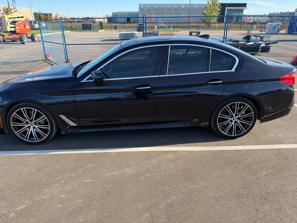 BMW 540 АвтоКредит, снимка 4 - Автомобили и джипове - 56594734