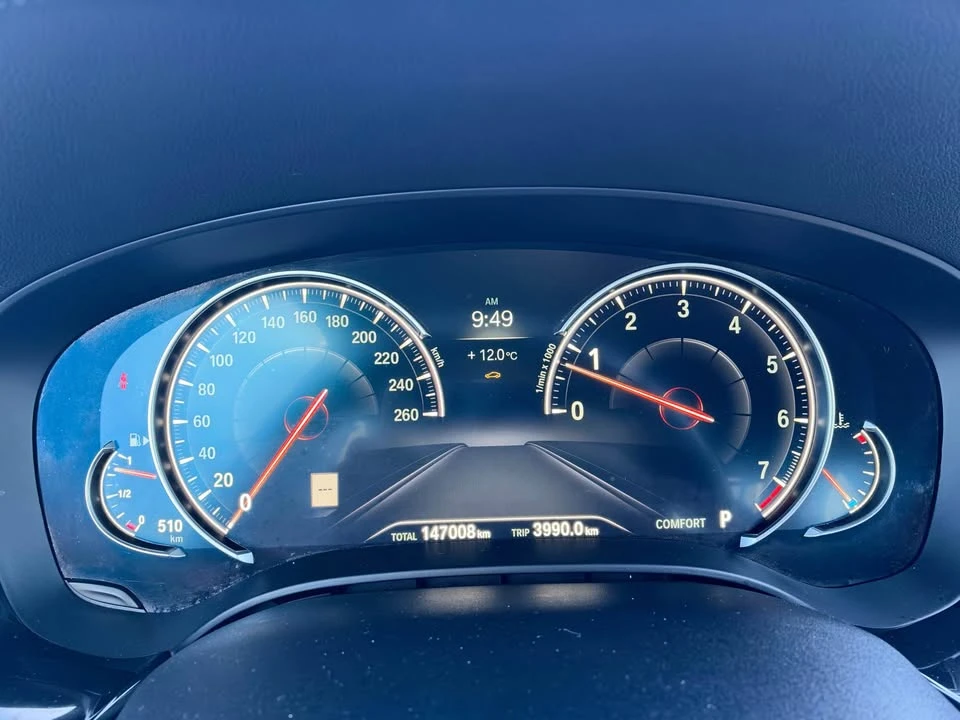 BMW 540 АвтоКредит, снимка 7 - Автомобили и джипове - 56594734
