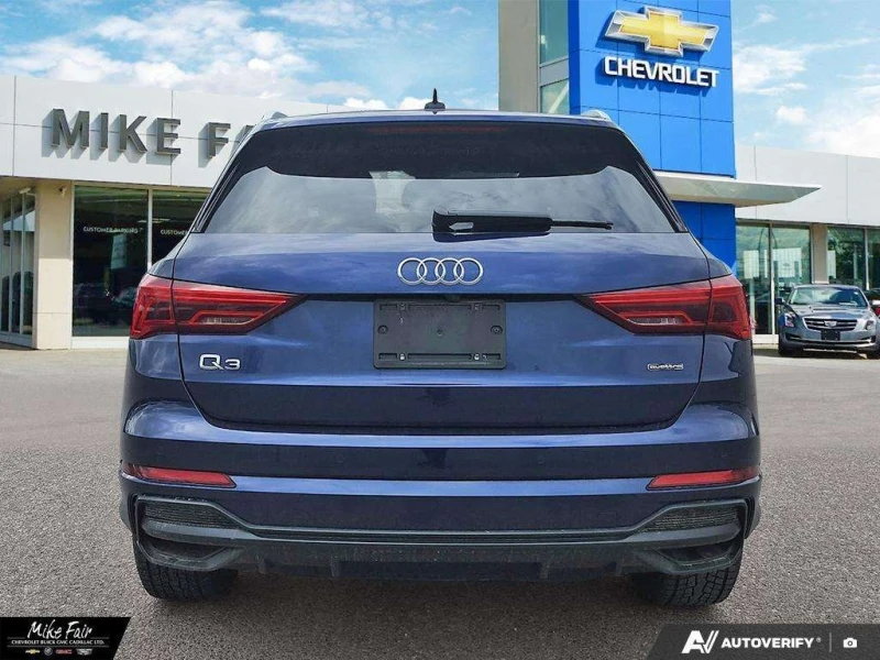 Audi Q3 * quattro Technik * CARFAX * ЦЕНА ДО БГ, снимка 5 - Автомобили и джипове - 53214475