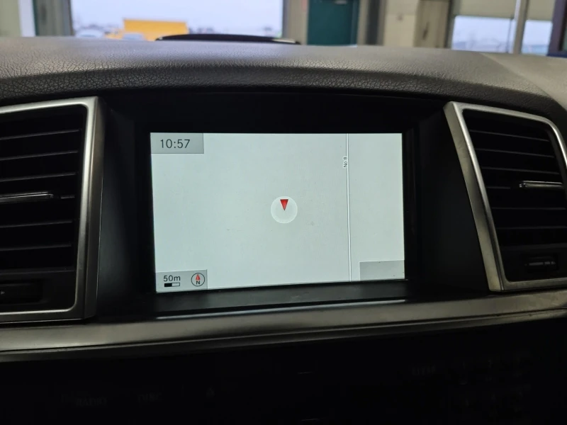 Mercedes-Benz ML 350 * * CARFAX * * АВТО КРЕДИТ * * , снимка 9 - Автомобили и джипове - 53329643