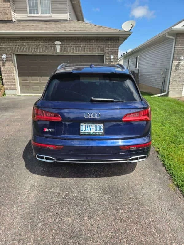 Audi SQ5 * CARFAX * ОТ ПРЕДСТАВИТЕЛСТВО * АВТОКРЕДИТ, снимка 4 - Автомобили и джипове - 55735094