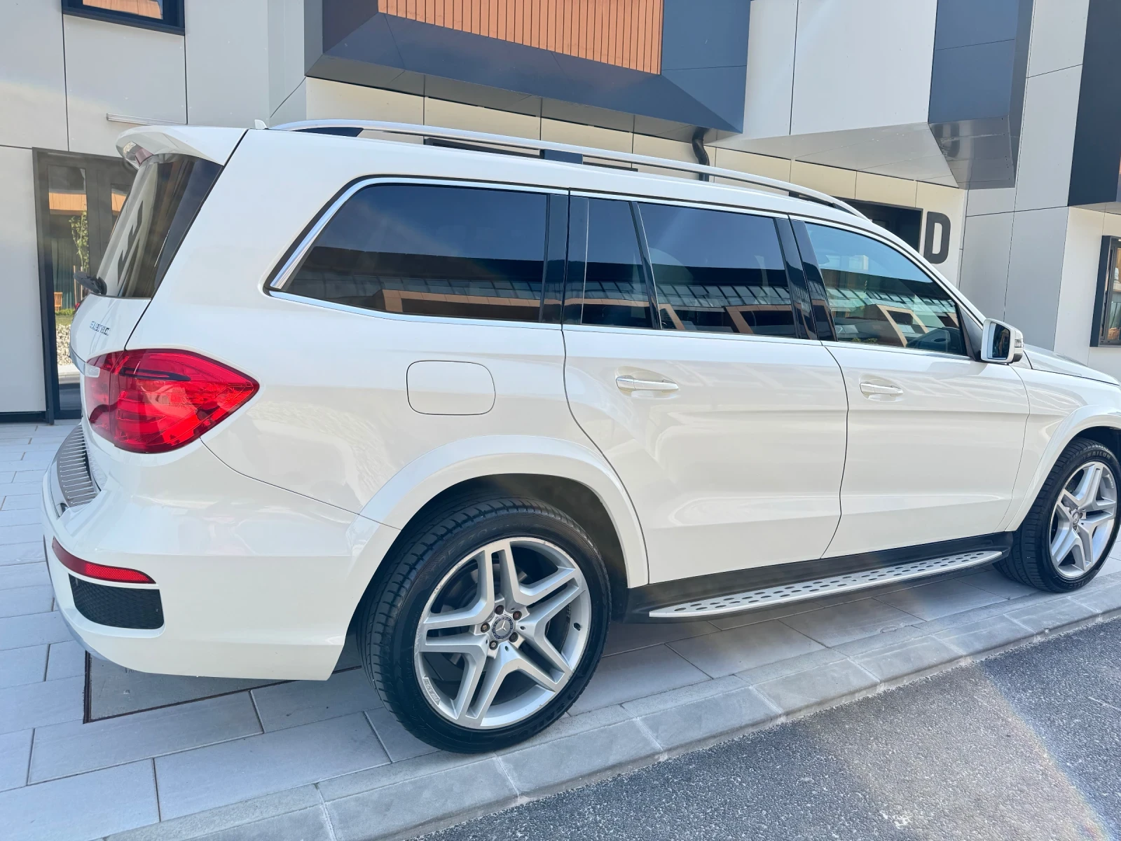 Mercedes-Benz GL 350 AMG  - изображение 10