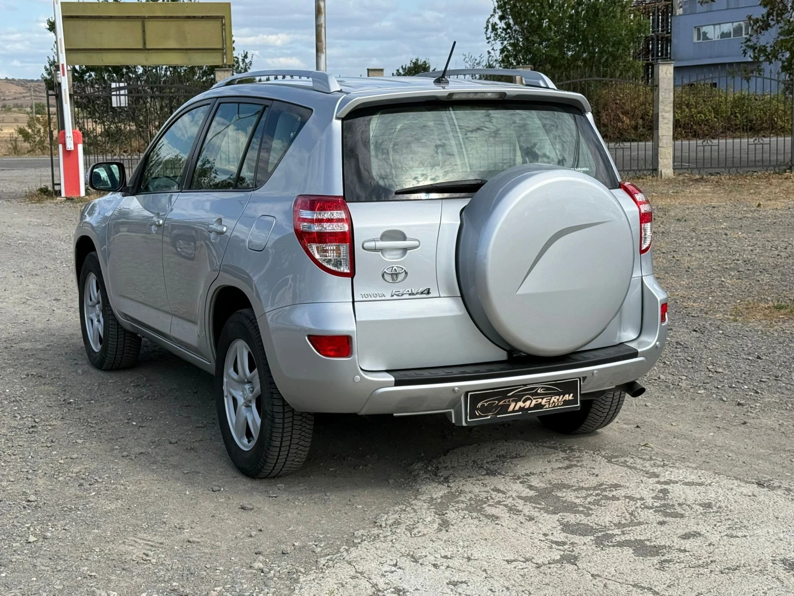 Toyota Rav4 2, 2D4D - изображение 5