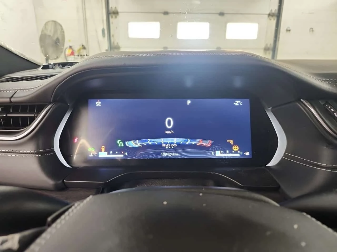 Jeep Grand cherokee * OVERLAND * 360 КАМЕРА * ПОДГРЕВИ * ОБДУХВАНЕ * , снимка 12 - Автомобили и джипове - 54122204