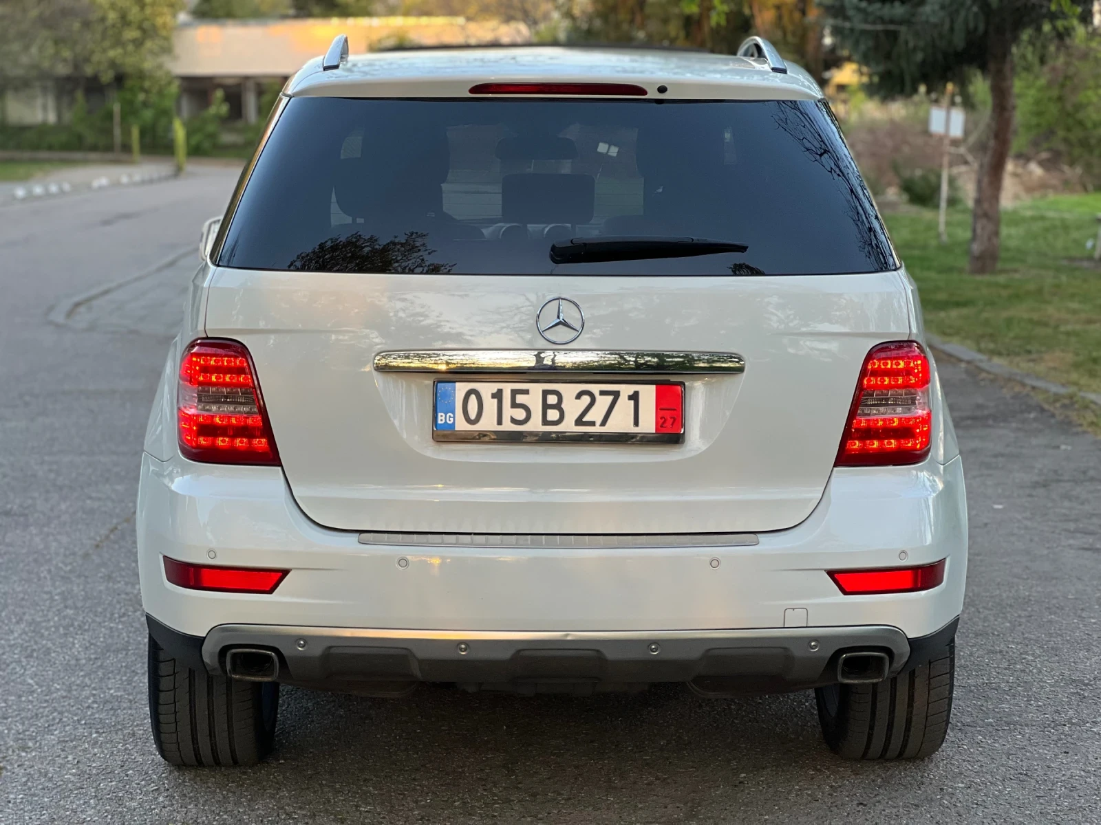 Mercedes-Benz ML 350 2хTV/ЛЮК/ПОДГРЕВ/МЕМОРИ/FACELIFT, снимка 5 - Автомобили и джипове - 54385185