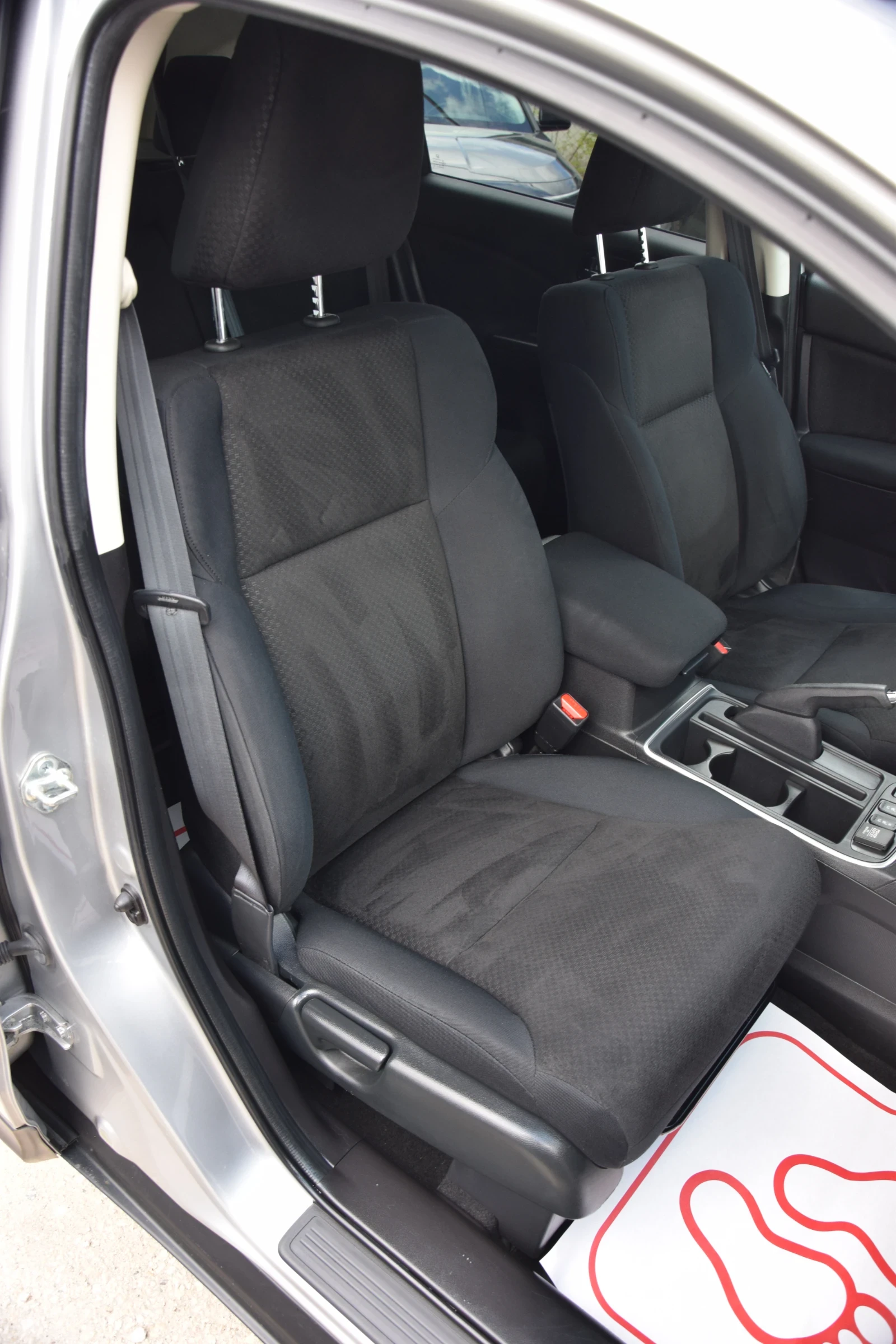 Honda Cr-v 2.0 i 155hp 4x4 , снимка 13 - Автомобили и джипове - 54394760