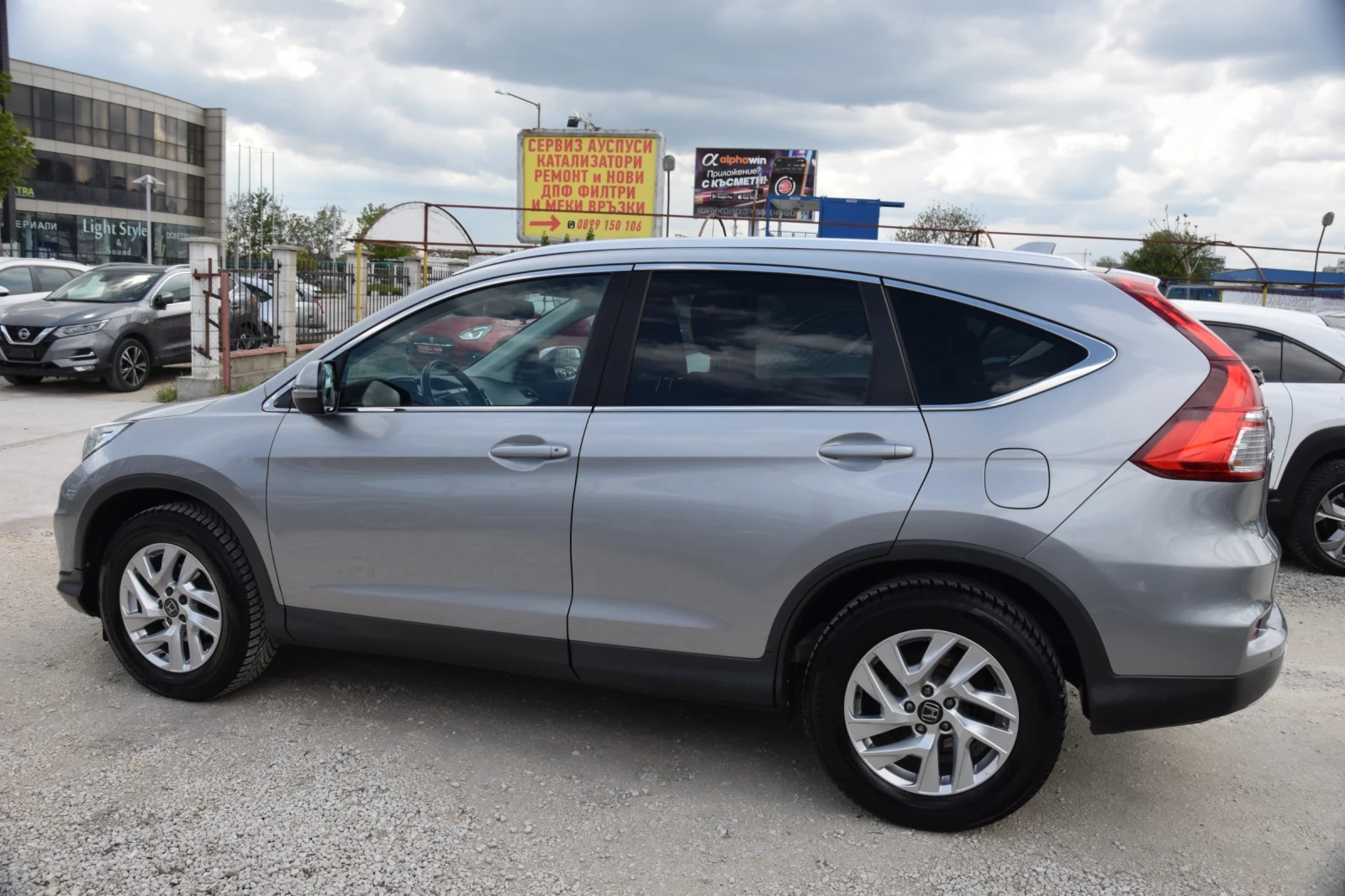 Honda Cr-v 2.0 i 155hp 4x4 , снимка 4 - Автомобили и джипове - 54394760