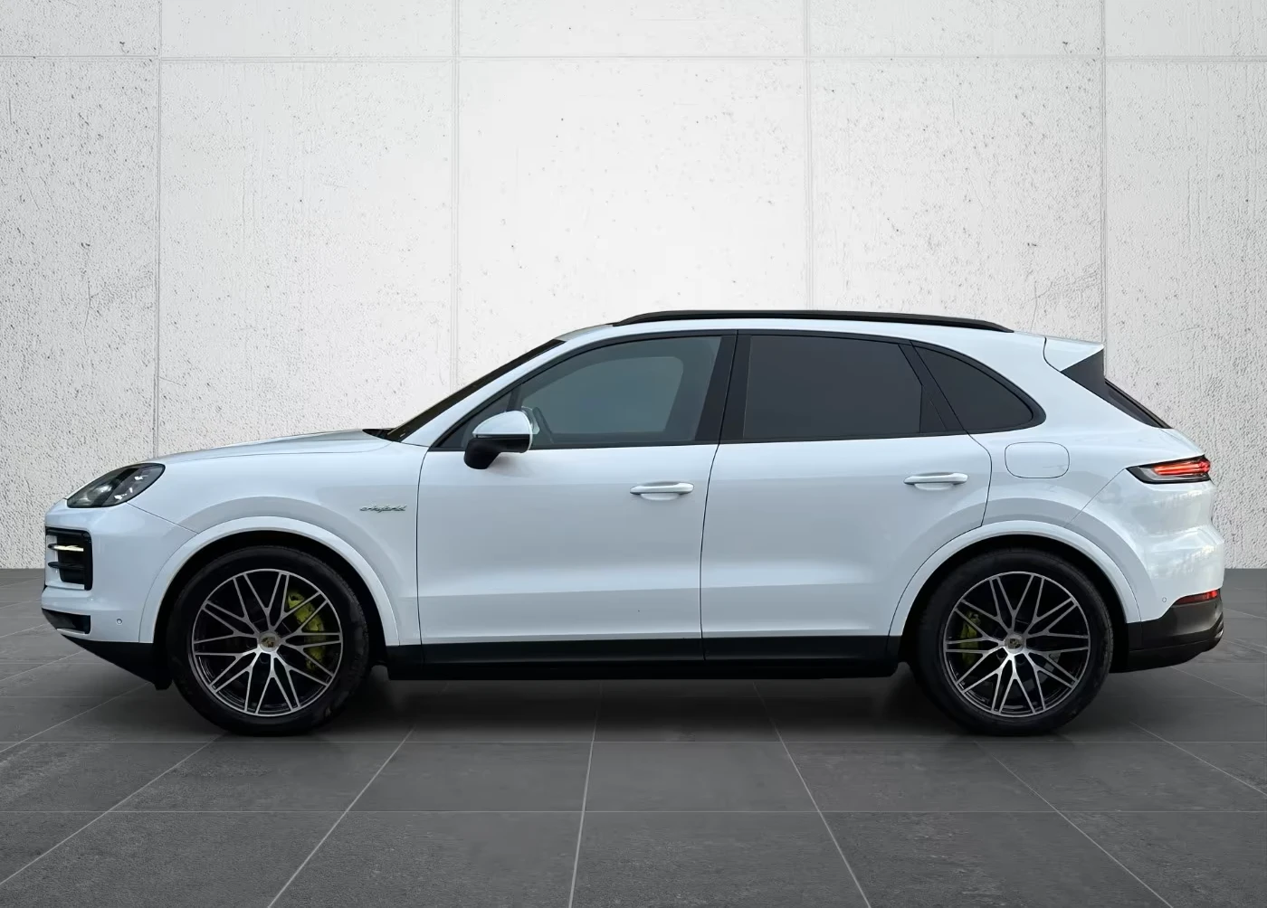 Porsche Cayenne E-HYBRID* PANO* BOSE* 360CAM* DISTR* MEMORY* KEYLE, снимка 5 - Автомобили и джипове - 54449810