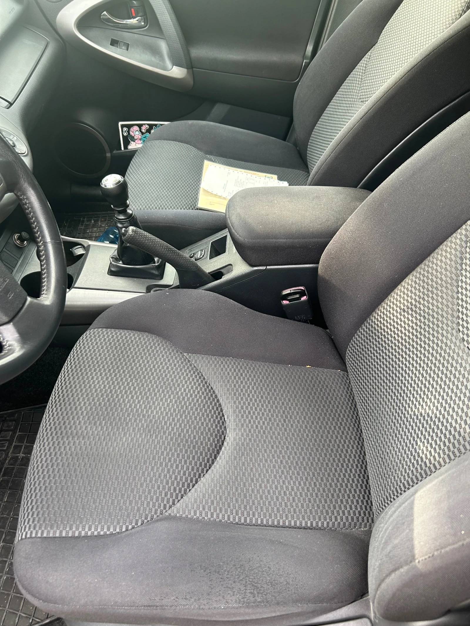 Toyota Rav4, снимка 8 - Автомобили и джипове - 55686397