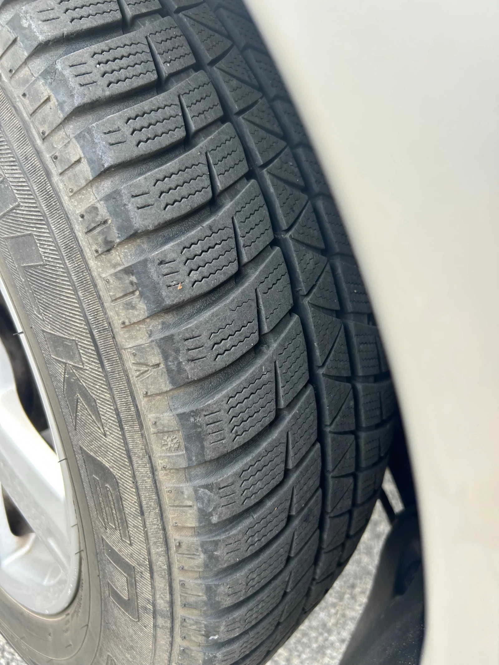 Toyota Rav4, снимка 2 - Автомобили и джипове - 55686397