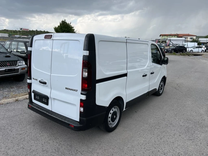 Renault Trafic 1.6DCI-120кс ХЛАДИЛЕН, снимка 5 - Бусове и автобуси - 52383592