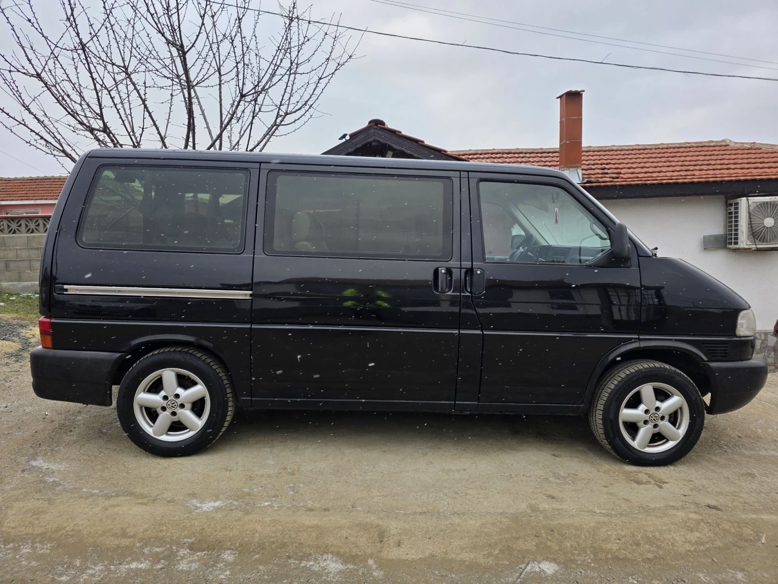 VW Transporter 2, 5TDI.102PS.KLIMATIK - изображение 4