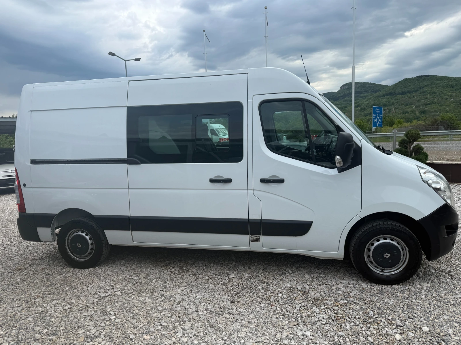 Renault Master 2.3 DCI КЛИМАТИК !! 7 МЕСТА !! НОВ ВНОС !!, снимка 2 - Бусове и автобуси - 54373775