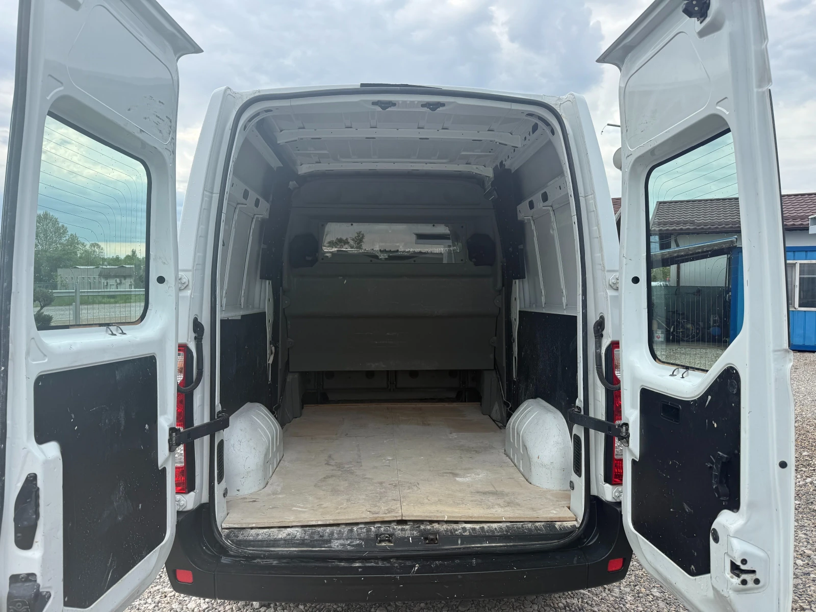 Renault Master 2.3 DCI КЛИМАТИК !! 7 МЕСТА !! НОВ ВНОС !!, снимка 13 - Бусове и автобуси - 54373775