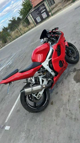  Yamaha YZF-R6