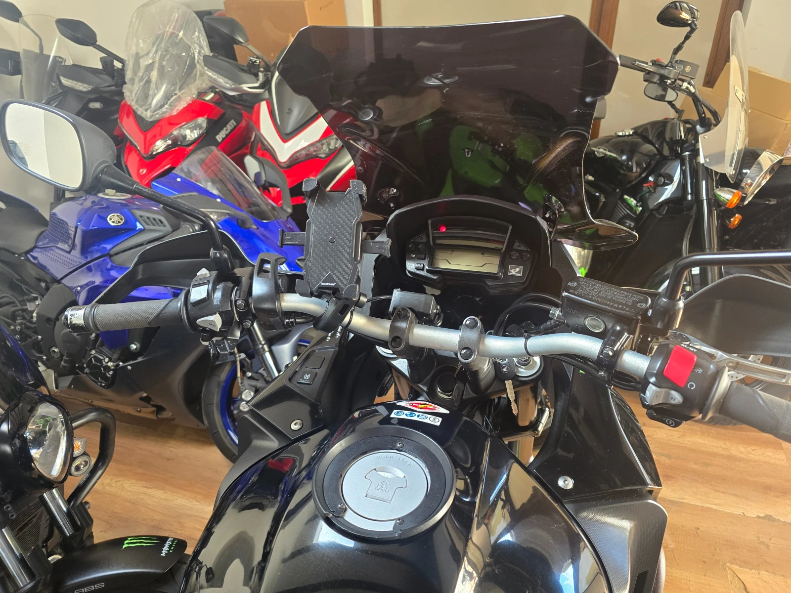 Honda Vfr 1200X Crosstourer DCT, снимка 10 - Мотоциклети и мототехника - 56443889
