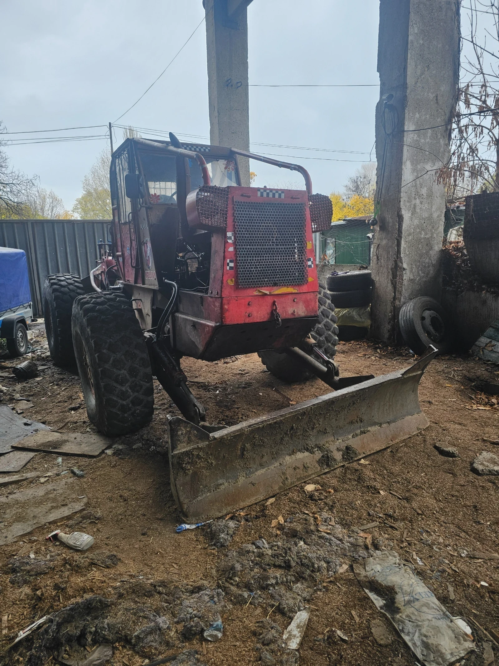 Трактор Друга марка ТАФ, снимка 1