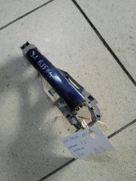 Дръжка врата задна лявс външна Фолксваген Пасат 1.9pd (7)