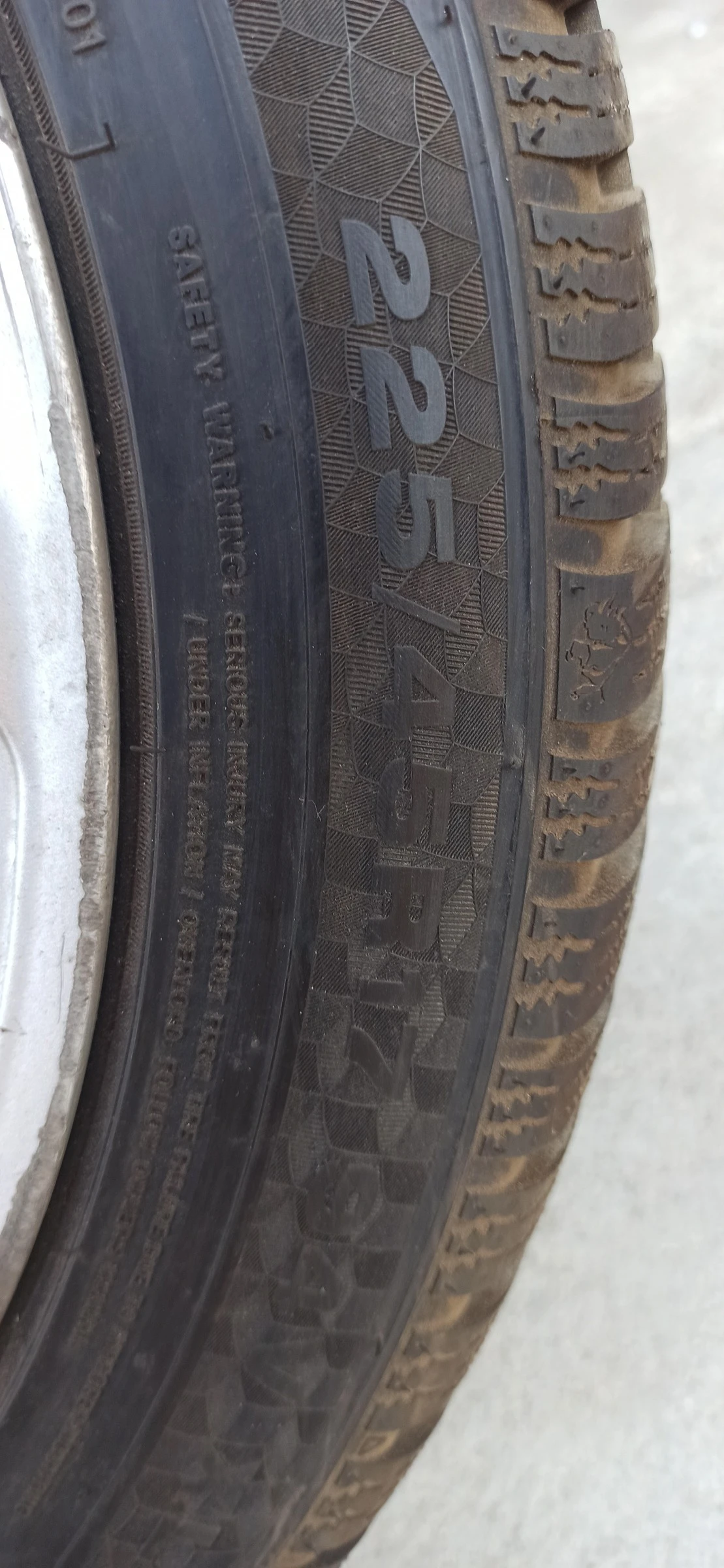    225/45R17  Audi A3 | Mobile.bg   3