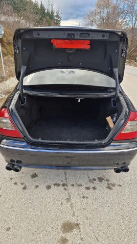 Mercedes-Benz E 320, снимка 8