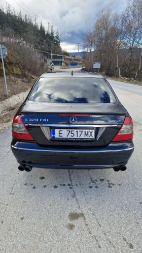 Mercedes-Benz E 320, снимка 4