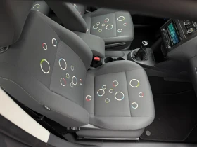 VW Caddy 2.0i EcoFuel* СЕРВИЗНА КНИЖКА С ПЪЛНА ИСТОРИЯ В VW, снимка 12